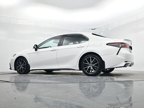 Used 2023 Toyota Camry SE image 46
