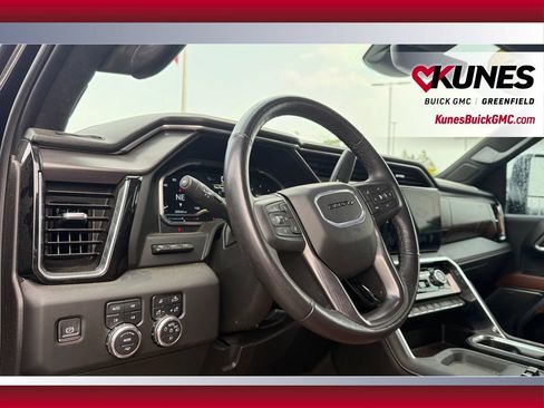 Used 2025 GMC Sierra 2500 Denali Ultimate AWD/4WD image 22