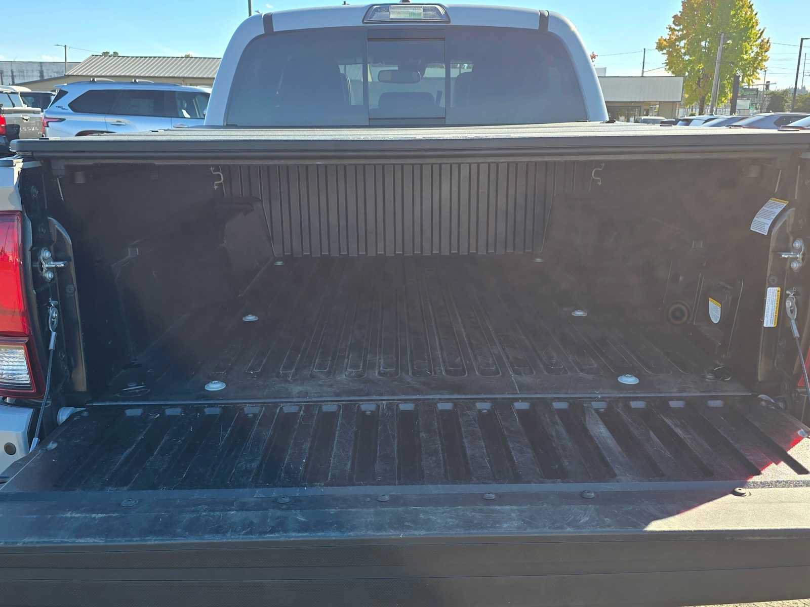 Certified 2019 Toyota Tacoma TRD Sport AWD/4WD image 15