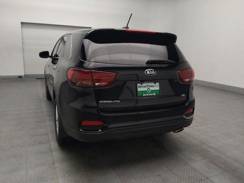 Used 2019 Kia Sorento FWD image 5
