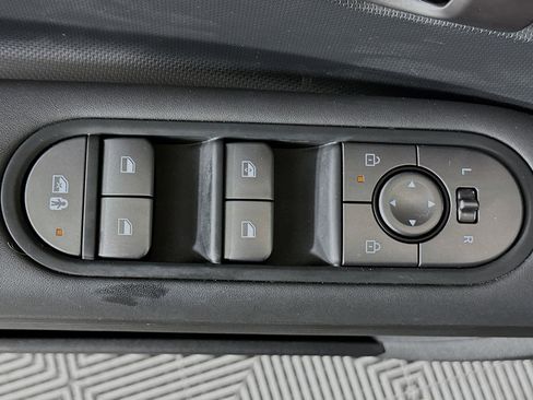 Used 2025 Hyundai Ioniq 5 SE image 14