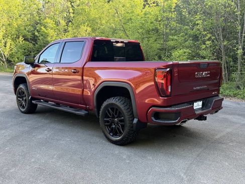 Used 2019 GMC Sierra 1500 AT4 w/ AT4 Premium Package image 3