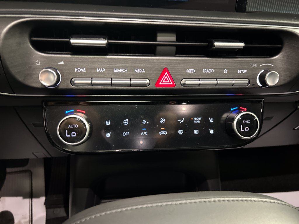 Used 2026 Hyundai Palisade Calligraphy AWD/4WD image 16