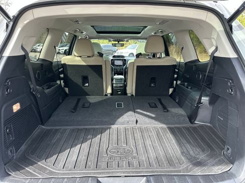 Used 2022 Subaru Ascent Limited w/ Technology Package image 34