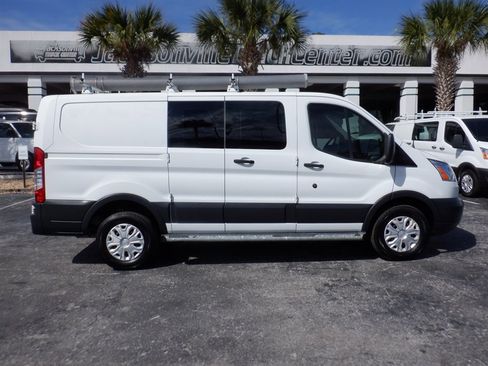 Used 2018 Ford Transit 250 130 Low Roof w/ Exterior Upgrade Package RWD image 1
