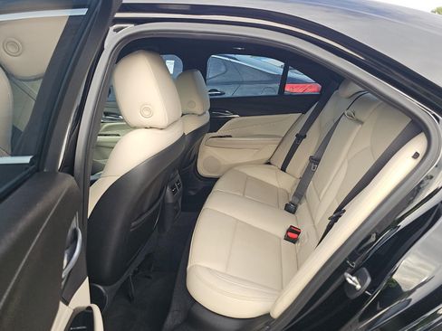 Used 2020 Cadillac CT4 Premium Luxury RWD image 8