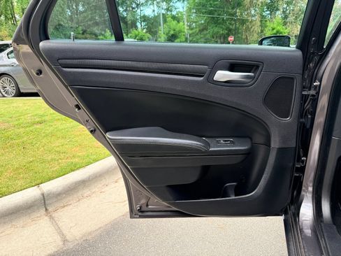 Used 2015 Chrysler 300 S RWD image 26