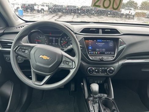 Used 2021 Chevrolet TrailBlazer LT w/ Convenience Package image 10