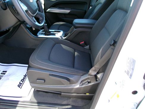 Certified 2022 Chevrolet Colorado LT image 11