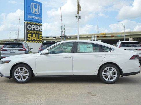 New 2026 Honda Accord LX image 3