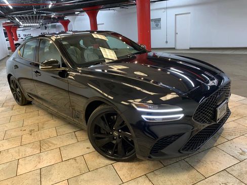 Used 2022 Genesis G70 3.3T w/ Sport Advanced Package image 3