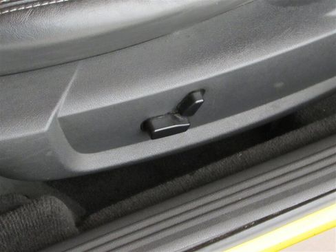 Used 2010 Dodge Challenger SRT8 w/ SRT Option Group II image 62