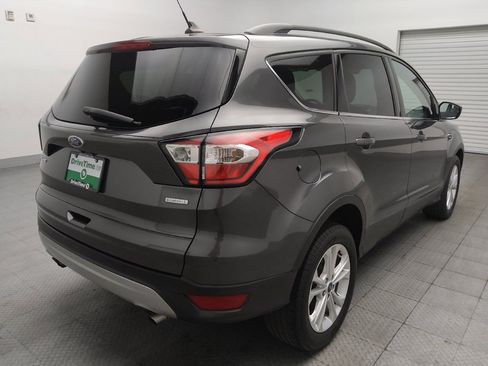 Used 2018 Ford Escape SEL FWD image 9