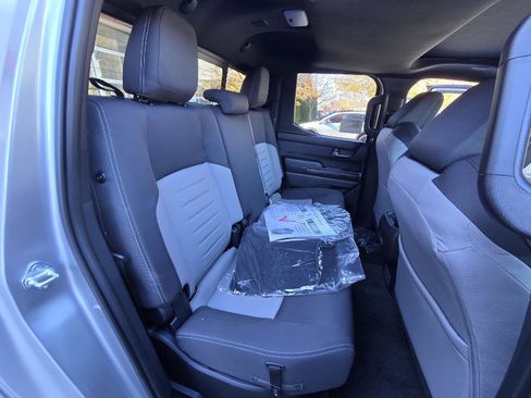 New 2025 Toyota Tacoma TRD Off-Road image 18