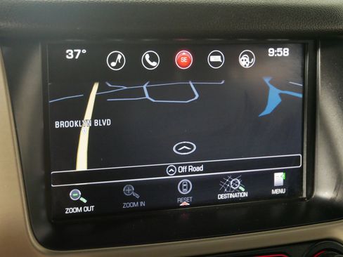 Used 2016 GMC Yukon XL Denali w/ Open Road Package image 29