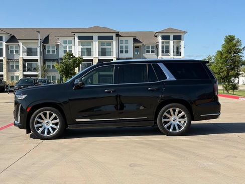 Used 2021 Cadillac Escalade Premium Luxury Platinum AWD/4WD image 4
