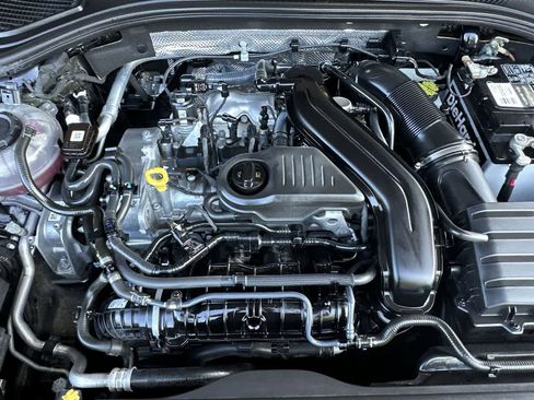 Used 2022 Volkswagen Jetta SE FWD image 12