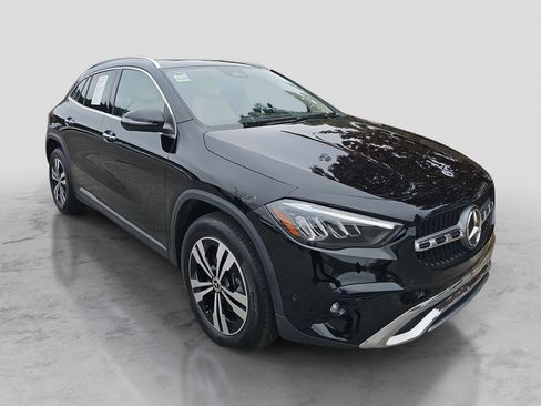 Certified 2025 Mercedes-Benz GLA 250 4MATIC image 4