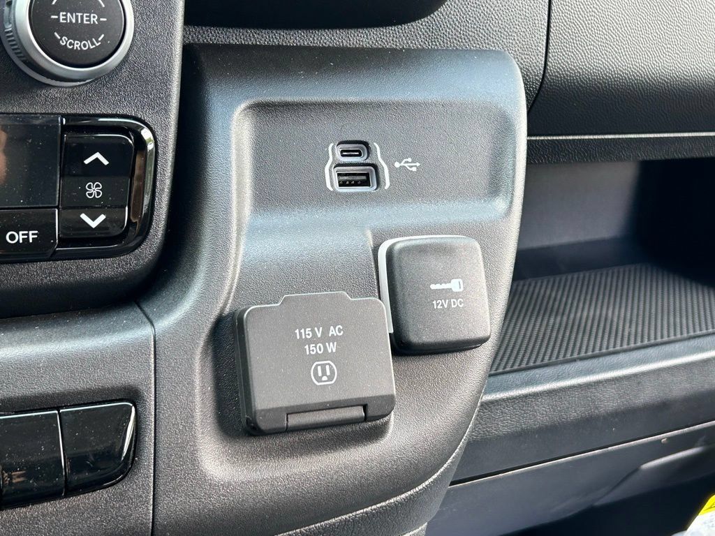 New 2024 RAM ProMaster 2500 w/ Upfitter's Prep Package FWD image 44