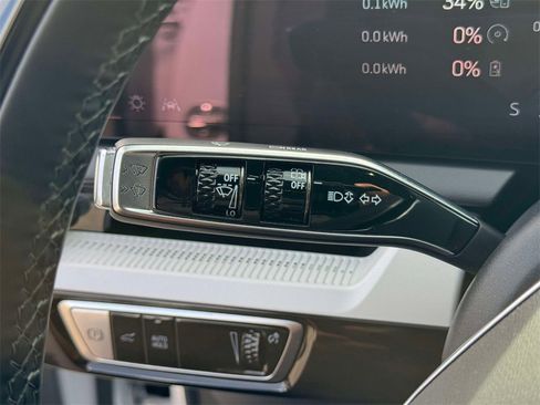 Certified 2025 Cadillac Optiq Luxury 2 w/ LPO, Floor Liner Package image 32