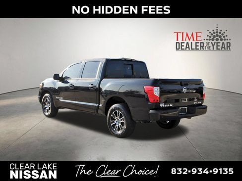 Used 2022 Nissan Titan SV AWD/4WD image 5