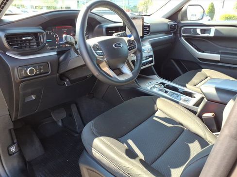 Certified 2023 Ford Explorer XLT image 14