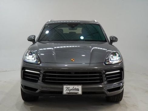 Used 2021 Porsche Cayenne AWD/4WD image 3