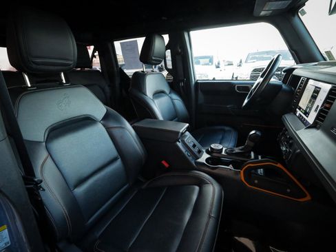 Used 2024 Ford Bronco Badlands image 22