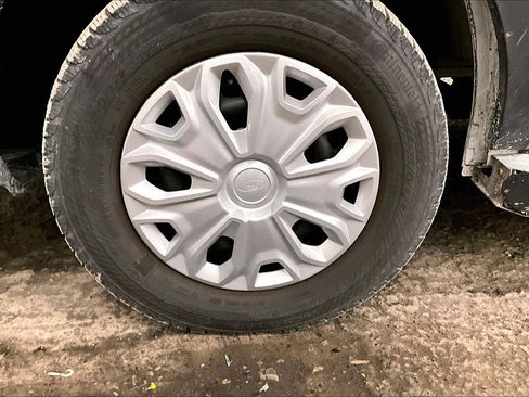 Used 2024 Ford Transit 250 Low Roof w/ Exterior Upgrade Package image 8