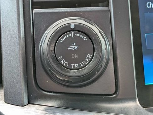 Used 2021 Ford F150 Lariat AWD/4WD image 27