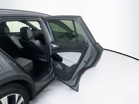 Used 2023 Volkswagen ID.4 2WD image 28