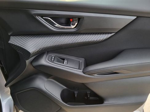 Certified 2024 Subaru Ascent Premium w/ Convenience Package image 6