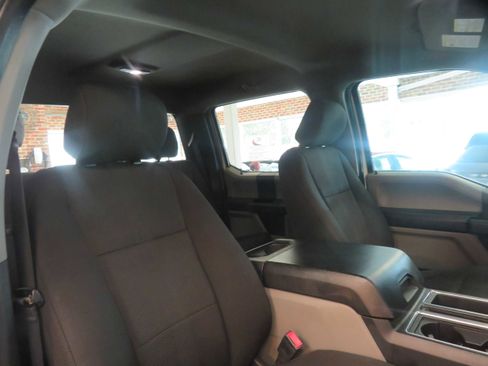 Used 2019 Ford F150 XL w/ Equipment Group 101A Mid AWD/4WD image 27