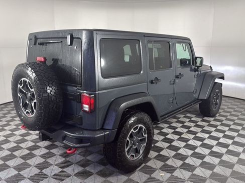 Used 2017 Jeep Wrangler Unlimited Rubicon AWD/4WD image 4