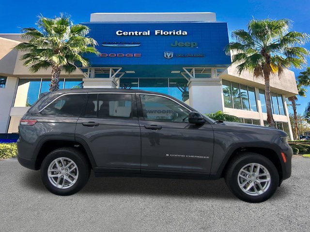 New 2026 Jeep Grand Cherokee Laredo RWD image 4