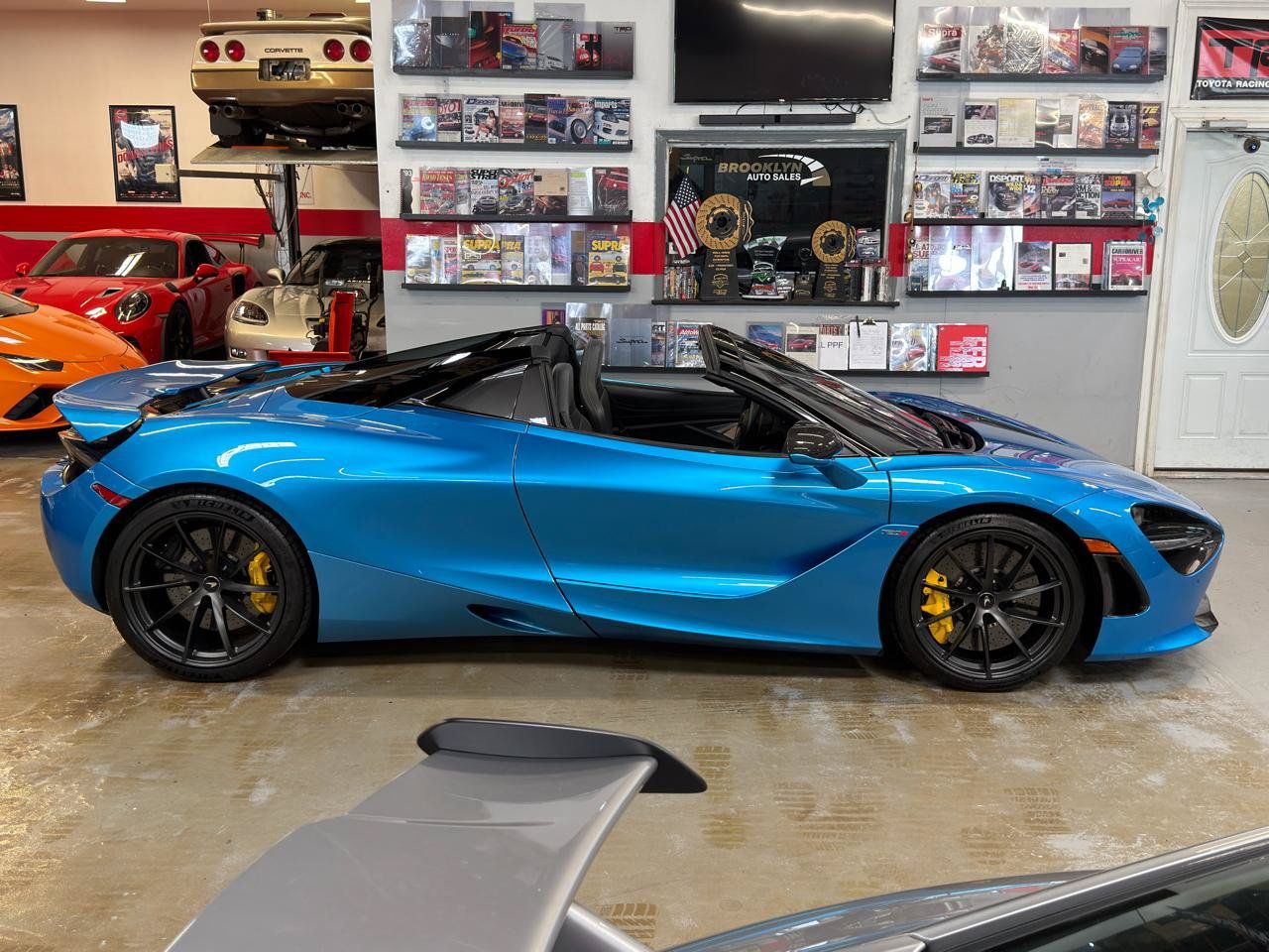 Used 2020 McLaren 720S Luxury RWD image 5