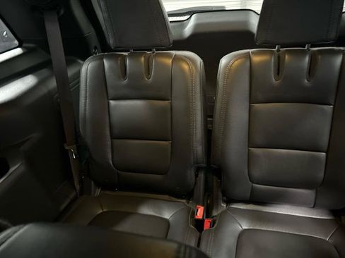 Used 2013 Ford Explorer Limited image 13
