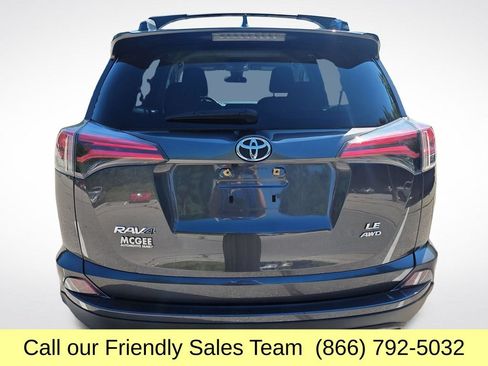 Used 2017 Toyota RAV4 LE w/ Carpet Mat Package AWD/4WD image 5