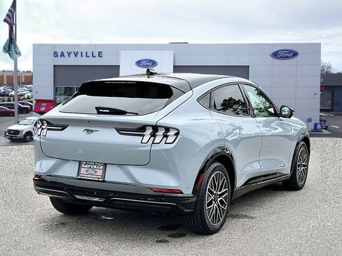 Used 2024 Ford Mustang Mach-E Premium image 5