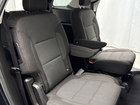 Used 2018 Chevrolet Traverse LT image 28