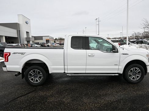 Used 2015 Ford F150 XLT w/ Equipment Group 302A Luxury image 3