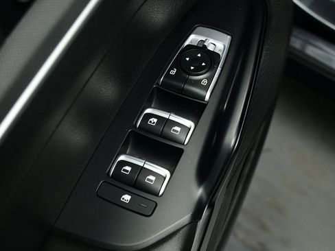 Used 2023 Kia K5 LXS image 17