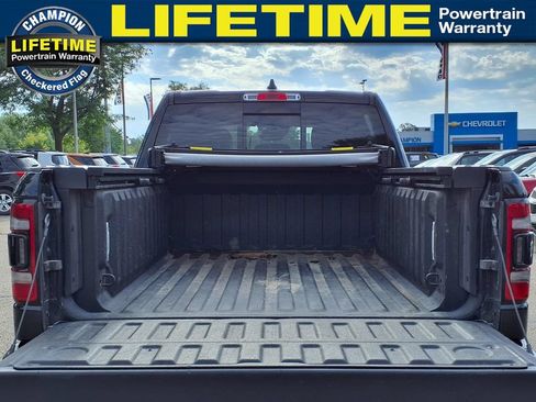 Used 2023 RAM 1500 Laramie AWD/4WD image 10