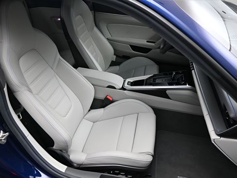 Certified 2024 Porsche 911 Turbo AWD/4WD image 11
