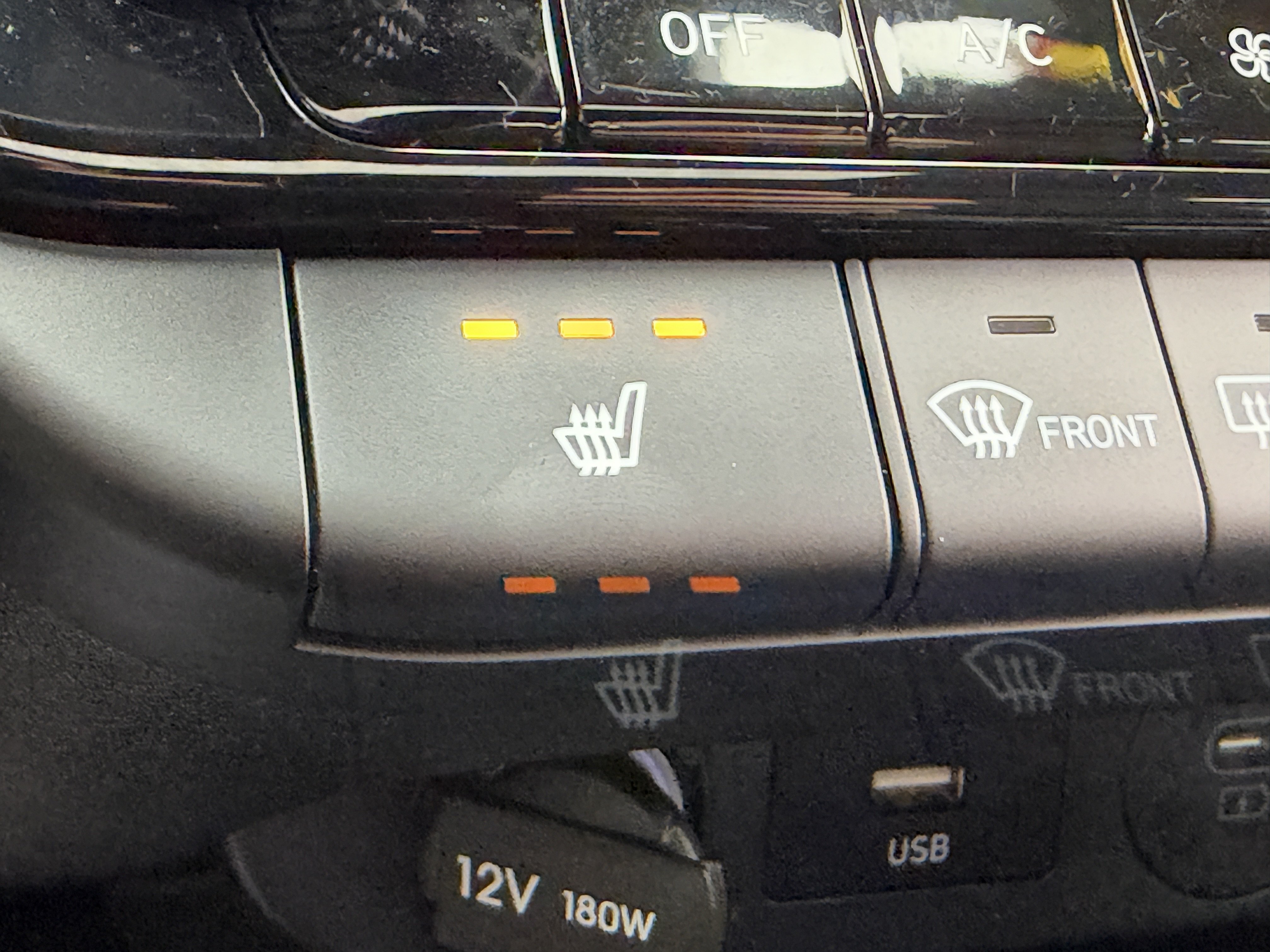 Certified 2026 Hyundai Elantra SEL Sport FWD image 35
