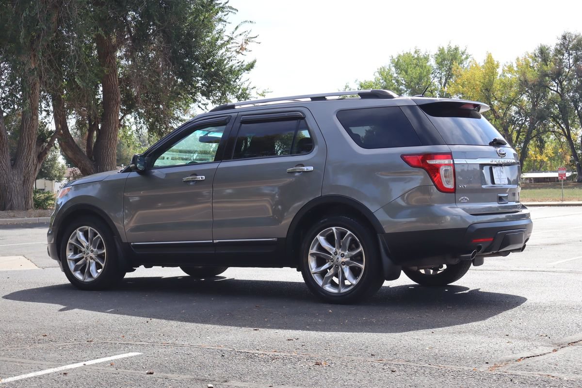 Used 2012 Ford Explorer XLT FWD image 7
