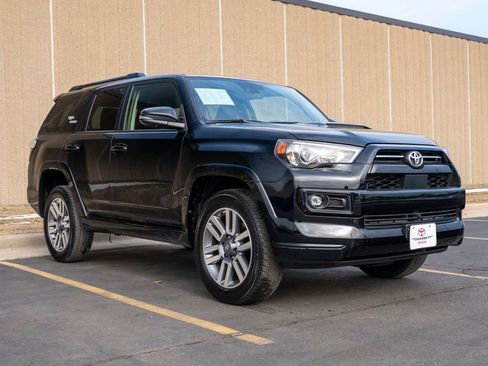 Used 2023 Toyota 4Runner TRD Sport image 2