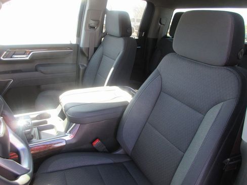 New 2026 GMC Sierra 1500 Elevation AWD/4WD image 13