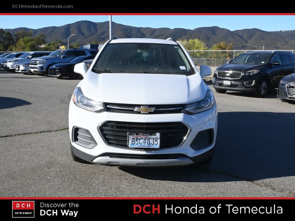 Used 2019 Chevrolet Trax LT w/ LT Convenience Package AWD/4WD image 2