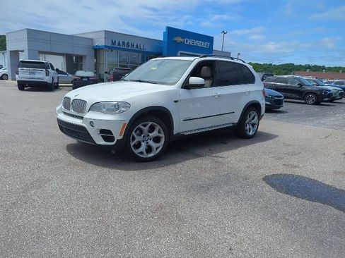 Used 2013 BMW X5 xDrive35d AWD/4WD image 4